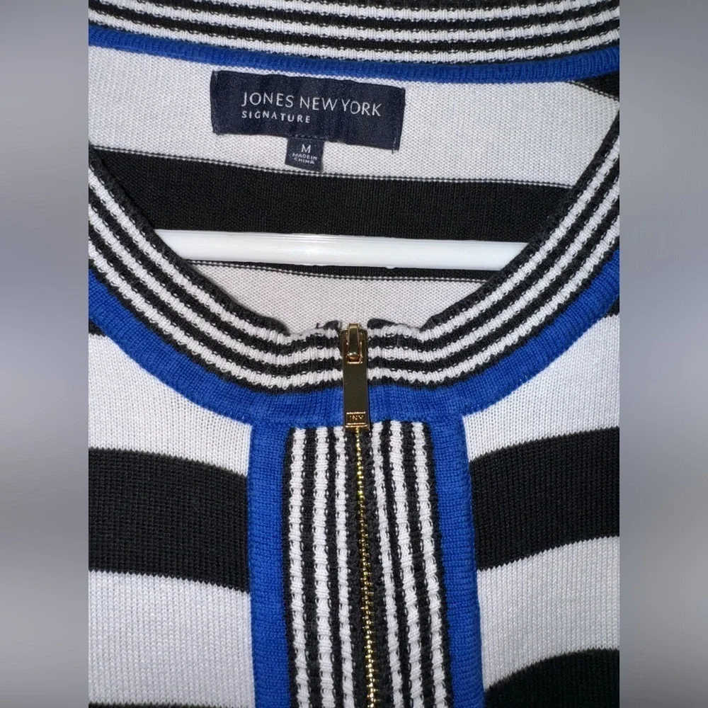 Jones New York Signature Zip Front Sweater, Size Medium
